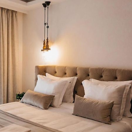 The Berg'S 2 Hotel Ocna Mures Buitenkant foto