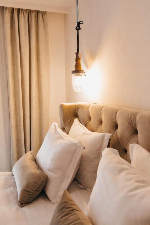 The Berg'S 2 Hotel Ocna Mures Buitenkant foto